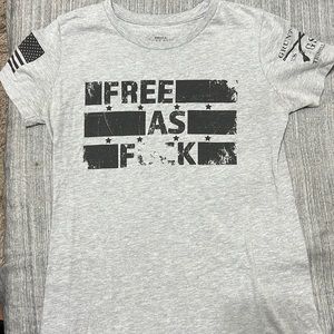 Grunt style size small woman's tee